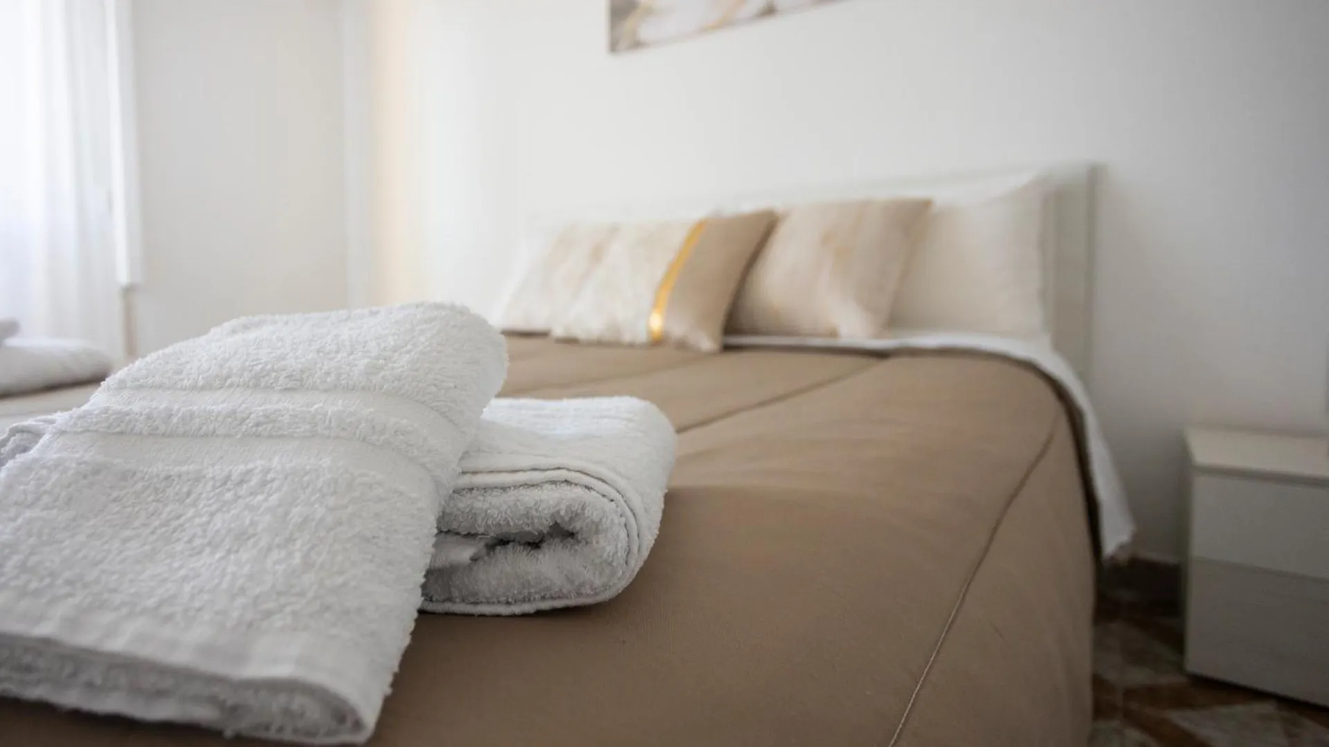 Cama Casa Vacanze - Qui Vivi La Vera Storia Normanna Palermo 0*,  Italy